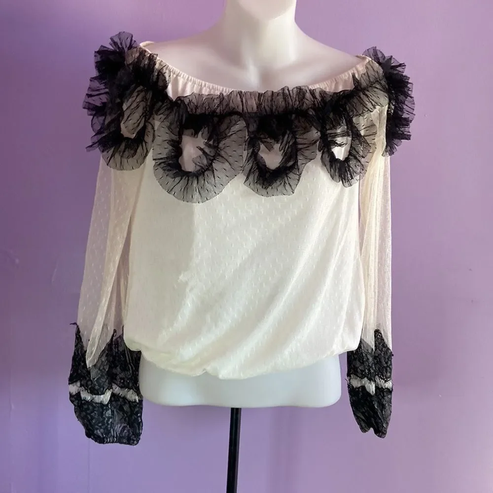 Google It Women’s Blouse Size Small White Black Trim Long Sleeve Top